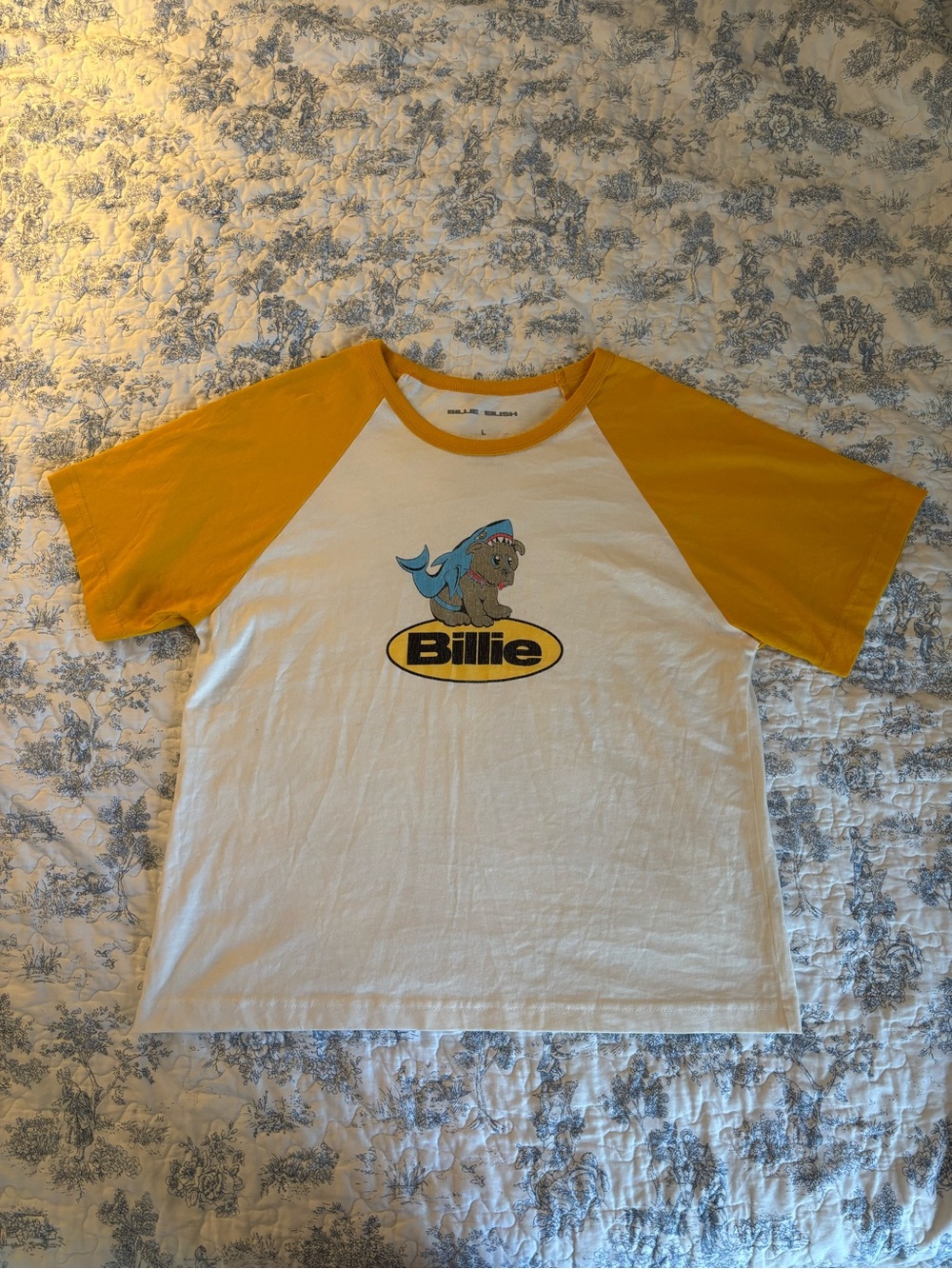 Billie Eilish Size Large Short Sleeve Raglan Tee in White and Mustard Yellow
